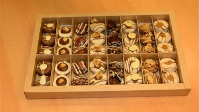 أسعار الكحك والبسكويت والبيتي فور والغريبة خلال عيد الفطر 2024