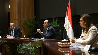 مدبولي لـ وزير التموين: كفاية كلام نظريات الأسعار بتزيد كل أسبوع (فيديو)