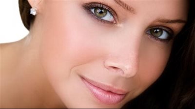 قناع الحناء البيضاء لبشرة مضيئة وناعمة مثل الأطفال 