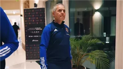 دوري أبطال أفريقيا، كولر يعقد محاضرة بالفيديو للاعبي الأهلي 