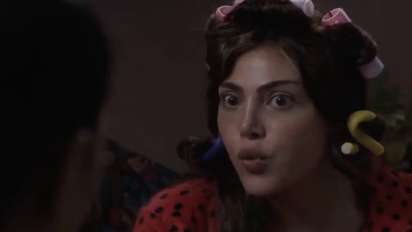 ريهام حجاج تنقذ شقيقتها من السجن في الحلقة 15 من مسلسل صدفة