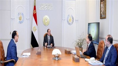  السيسي يوجه بمواصلة اتخاذ كافة الإجراءات اللازمة لخفض الدين العام للموازنة وأعباء خدمته