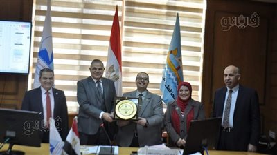 تكريم الكليات الفائزة بمسابقة أفضل كلية صديقة للبيئة بجامعة كفر الشيخ