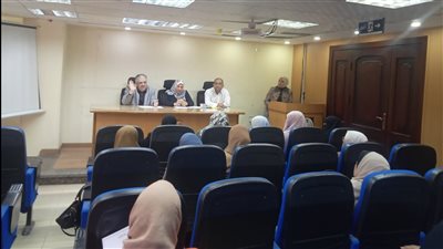 لمتابعة خطة العمل، وكيل صحة الدقهلية يجتمع برئيسات تمريض المستشفيات 