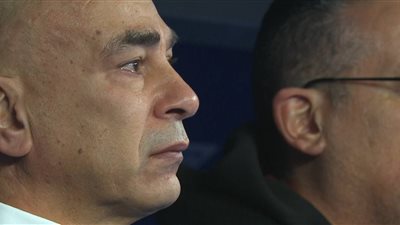 بكاء حسام حسن خلال مباراة مصر وكرواتيا في نهائي كأس عاصمة مصر (فيديو)