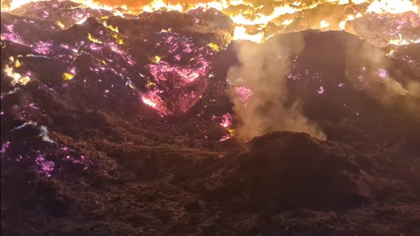 الوطنية للطوارئ بالإسماعيلية: حريق الدواويس اندلع بمخلفات زراعية معاد تدويرها (صور)