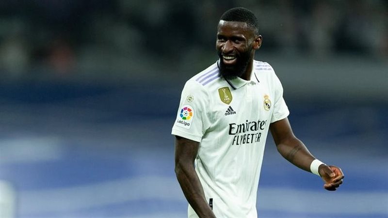 روديجر، فيتو 