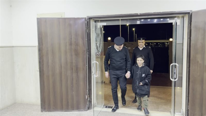 الأمن يعيد طفل ضل