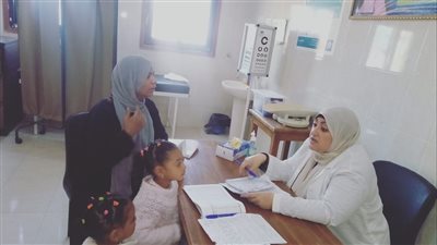 قافلة صحة الإسماعيلية تقدم خدماتها لـ 706 مواطنين بأبوصوير (صور)
