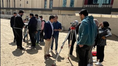 ورش عمل وتدريب عملي لطلاب هندسة المنصورة الجديدة (صور)
