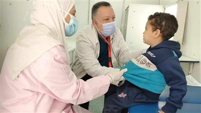 صحة المنيا توقع الكشف بالمجان على 1798 حالة خلال قافلة طبية بسمالوط 
