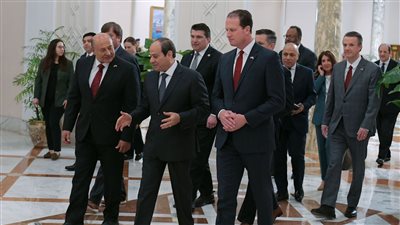 السيسي يؤكد لوفد الكونجرس ضرورة منع تصعيد العمليات العسكرية في رفح الفلسطينية ورفض التهجير 