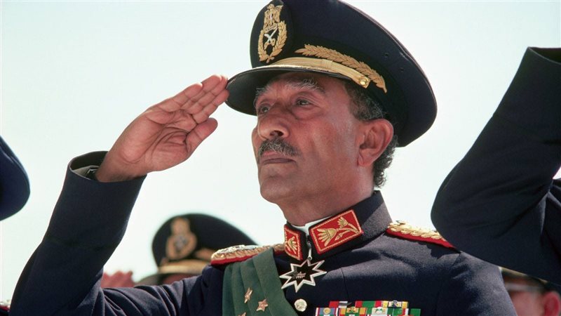 الرئيس السادات، فيتو