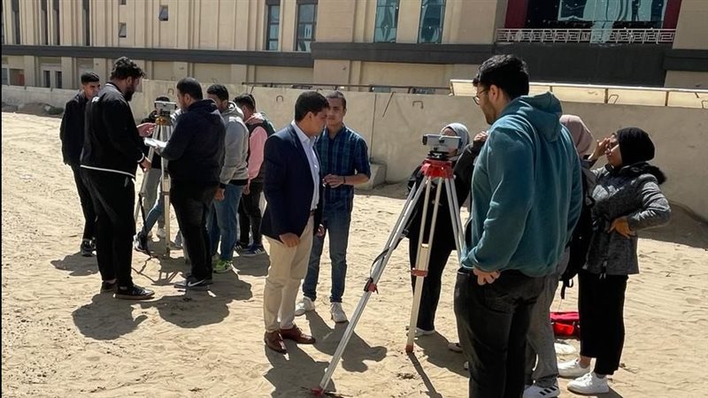تدريبات عملية لطلاب