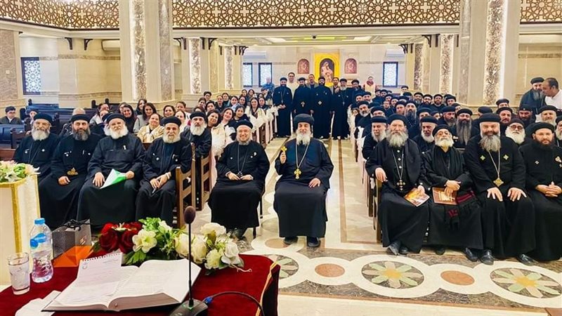 كهنة إيبارشية الشرقية