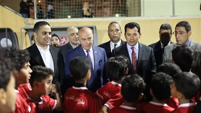 وزير الشباب والرياضة يتفقد المشروع القومي للمواهب في الشيخ زايد