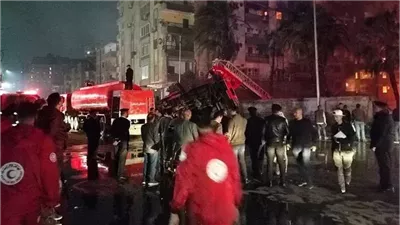 انتداب المعمل الجنائي لبيان سبب حريق مخزن ورق لشركة أقمشة بمدينة نصر