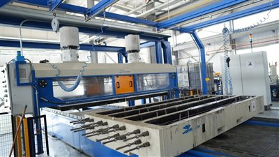 وزير النقل: مصنع الفلنكات ينتج 550 ألف وحدة سنويًّا 