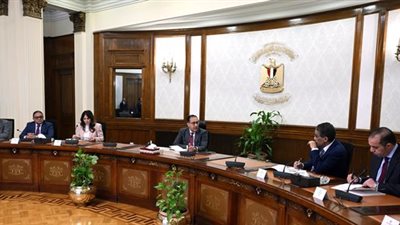 رئيس الوزراء يلتقى أعضاء اللجنة التنسيقية للحوار الوطني.. وضع أجندة تنفيذية لـ 135 توصية.. والتنسيقية: تنفيذ التوصيات يؤكد أهمية توافق الرؤى