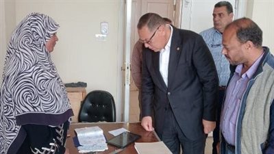 محافظ الشرقية يتفقد أعمال رصف وتطوير كفر العزازي بأبوحماد 