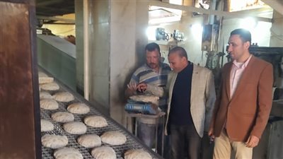 ضبط مخبز لتجميعة 340 بطاقة تموينية بالبحيرة 