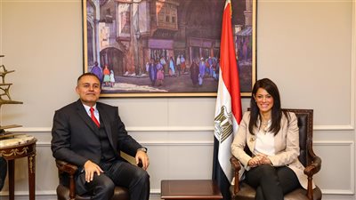  المشاط تبحث مع السفير القطري بالقاهرة جهود تمكين الشباب وريادة الأعمال