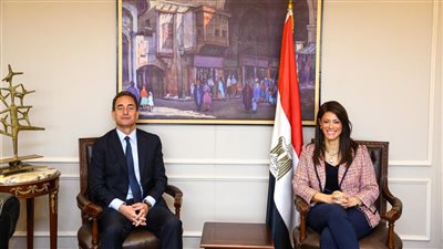 المشاط تبحث مع السفير الفرنسي الجديد بالقاهرة تطوير العلاقات المشتركة