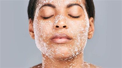 منها الجروح والالتهابات، الآثار الجانبية لاستخدام ماسك السكر لتقشير البشرة