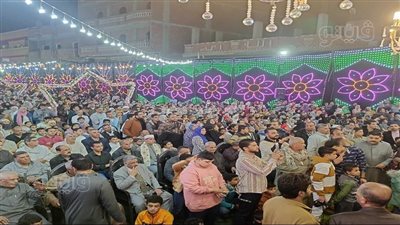 بحضور راعي الكنيسة، أكبر حفل لتكريم 2500 من حفظة القرآن الكريم بالشرقية (فيديو)