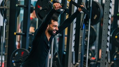 محمد صلاح يستعد لمواجهة برايتون بتدريبات قوية في الجيم (صور)