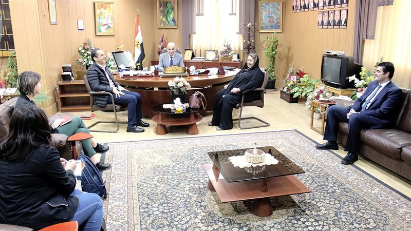 استقبال وفد السفارة