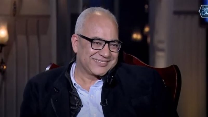 الفنان بيومي فؤاد،