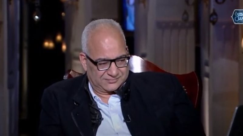 بكاء الفنان بيومي