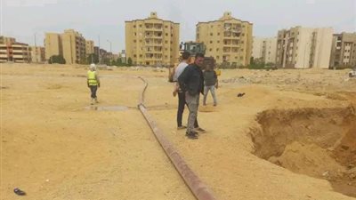 أول تحرك لجهاز تنمية العاشر بعد مصرع طفل غرقا في مياه أسفل مبنى (صور)