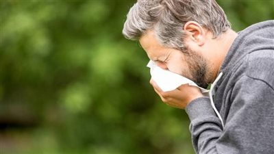 التغيرات المناخية تفتح الباب أمام انتشار فيروسات الجهاز التنفسي.. تزايد خطر الإصابة بأمراض الحساسية الموسمية.. والإنفلونزا والمخلوي «أبرزها»