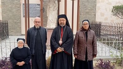 بطريرك الكاثوليك يحتفل بعيد البشارة في دير الإسكندرية