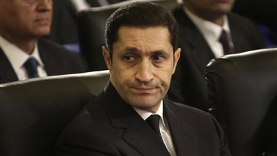 علاء مبارك يسخر من قرار مجلس الأمن بشأن غزة: آخر نكتة طب وبعدين!