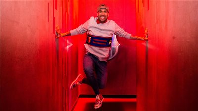 بعد يوم واحد من خروجه من السجن، ألفيش يستفز جيرانه بحفلة صاخبة حتى 