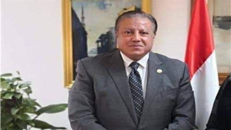 الدكتور هشام عزمي،