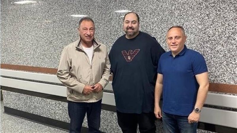 محمود الخطيب في زيارة