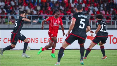 الأهلي يفوز على سيمبا 0/1 ويضع قدما في نصف نهائي دوري أبطال أفريقيا (صور)