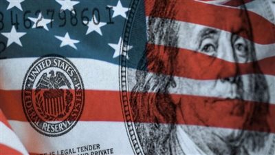 ارتفاع مؤشر نفقات الاستهلاك الأمريكي 0.3% والدولار يحاول التعافي 