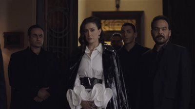 غادة عبد الرازق تعثر على ريم المصري في الحلقة 19 من صيد العقارب