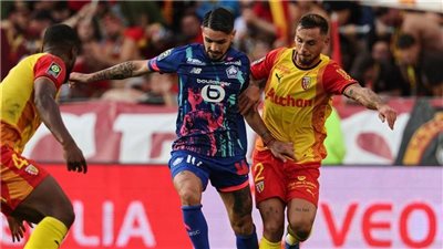 ليل يهزم لانس 2-1 في الدوري الفرنسي