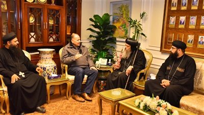 محافظ أسيوط يستقبل أسقف مطرانية الاثوذوكس بمنفلوط لبحث التعاون المشترك 