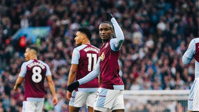 أستون فيلا يفوز على وولفرهامبتون بثنائية نظيفة في الدوري الإنجليزي 