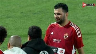 قدامى الأهلي يفوز على الزمالك 4-3 في مباراة استعراضية قبل نهائي دورة زد الودية 