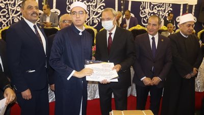 محافظ القليوبية يكرم حفظة القرآن الكريم بشبرا الخيمة بمشاركة 4500 متسابق