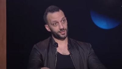 أمير مرتضى يروي قصة المكالمة المسربة مع شقيقه ويكشف مفاجأة عن أيمن عباس (فيديو)