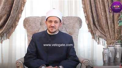 الأزهر للفتوى يوضح فضل ختم القرآن الكريم في شهر رمضان (فيديو) 